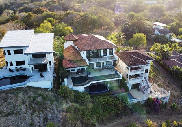 Enjoy from your travels with the help of villa rentals Costa Rica options